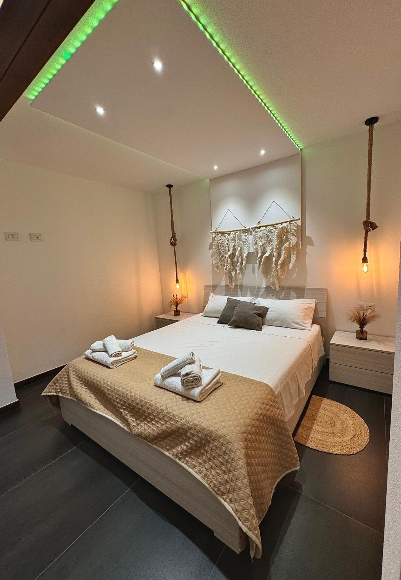 Bellavista Luxury Apartments La Caletta Exterior photo